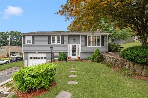 24 Morton Ave, Johnston, RI, 02919-2072 | Card Image