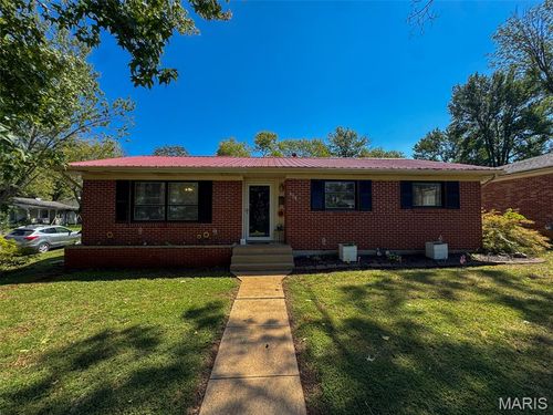 808 Taylor Ave, Farmington, MO, 63640-2073 | Card Image