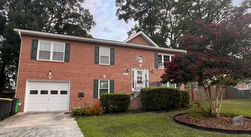 6907 Westchester Ct, TEMPLE HILLS, MD, 20748-4049 | Card Image