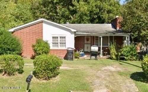 901 E Nash St, Spring Hope, NC, 27882-8623 | Card Image