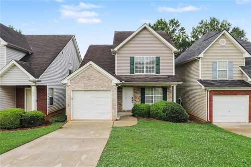 519 Carlton Pointe Dr, Palmetto, GA, 30268-2351 | Card Image