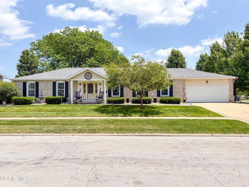 569 S Fargo St, Oregon, OH, 43616-2953 | Card Image