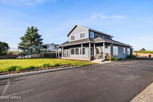 5060 Lombard Loop Rd, Zillah, WA, 98953-9732 | Card Image