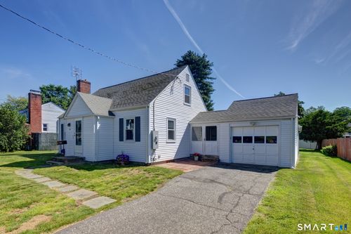 40 Oak St, East Hartford, CT, 06118-1736 | Card Image