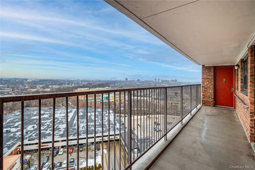 apt-15h-90-50 Union Tpke, Glendale, NY, 11385-8067 | Card Image