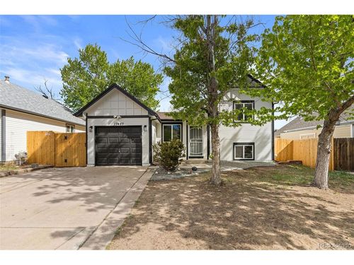 17485 E Chenango Dr, Aurora, CO, 80015-2029 | Card Image