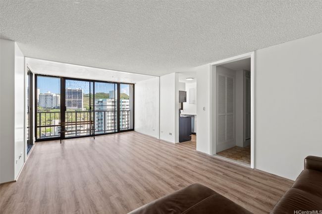 APT-2006 - 1201 Wilder Ave, Condo with 2 bedrooms, 1 bathrooms and 1 parking in Honolulu HI | Image 13