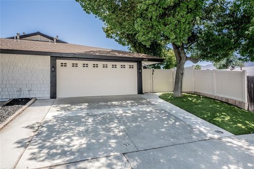 1122 Monroe St, Lake Elsinore, CA, 92530-5303 | Card Image