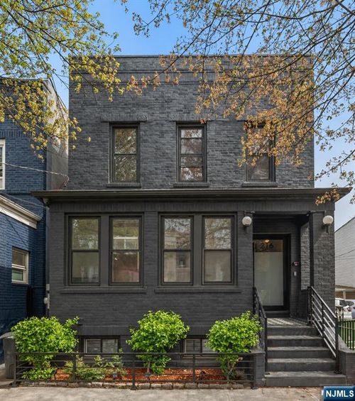 216 6th St, Fairview, NJ, 07022-1405 | Card Image