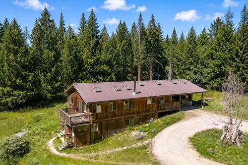 5160 Central Rd, Hornby Island, BC, V0R1Z0 | Card Image
