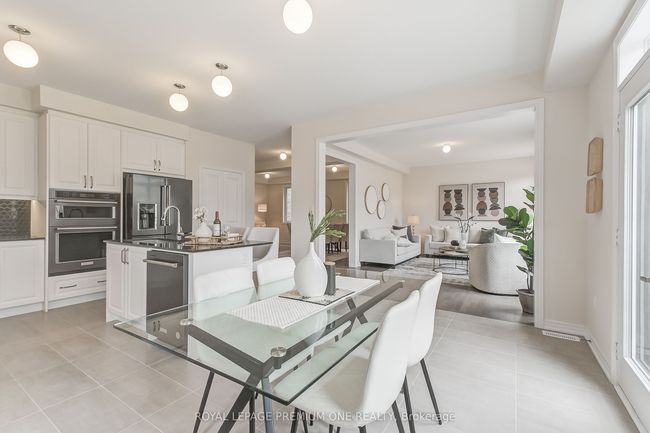 799 Apple Terr, House other with 5 bedrooms, 4 bathrooms and 2 parking in Milton ON | Image 19