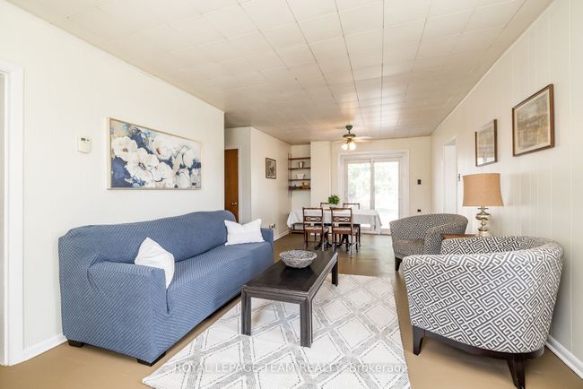 2106 Dunrobin Rd, House other with 3 bedrooms, 2 bathrooms and 8 parking in Dunrobin ON | Image 21
