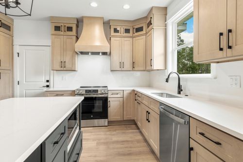 80 Clarke Hill Rd, Freeport, FL, 32439 | Card Image