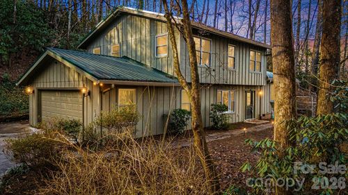 522 Glen Cannon Dr, Pisgah Forest, NC, 28768-8942 | Card Image