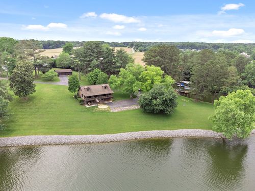 100 Acree Ln, Estill Springs, TN, 37330-3666 | Card Image