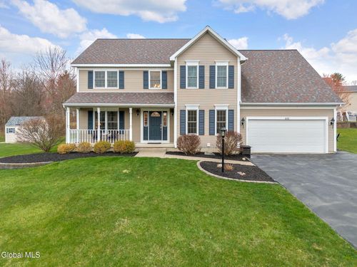 632 Maple Ln, Niskayuna, NY, 12309-3029 | Card Image