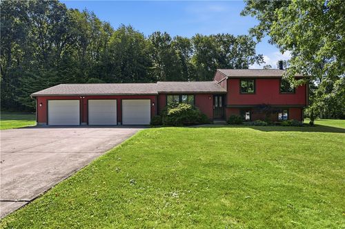 224 Isabelle Ave, New Castle, PA, 16101-9158 | Card Image