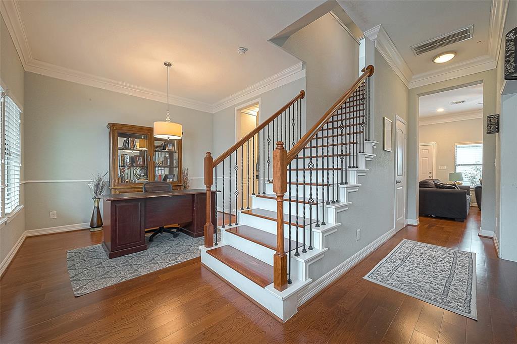 Bittercreek Dr, Houston, TX 77042