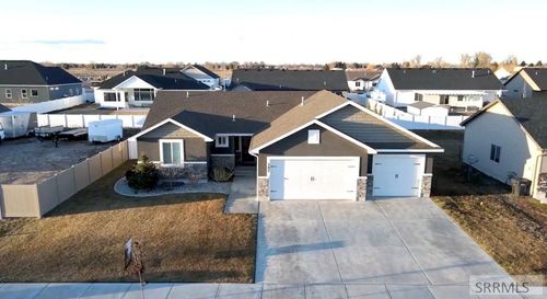 347 Rock Hill Ln, Idaho Falls, ID, 83401-6185 | Card Image