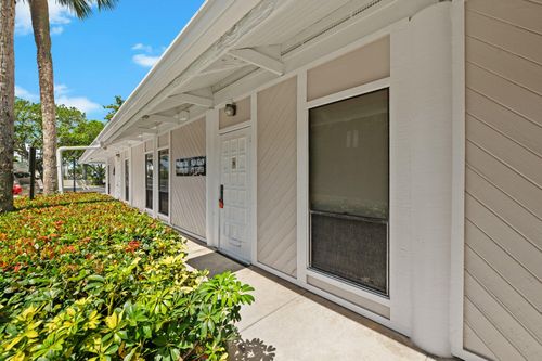 1011-1501 Presidential Way, West Palm Beach, FL, 33401 | Card Image