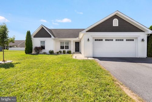 44 Aristides Way, MARTINSBURG, WV, 25404-1452 | Card Image