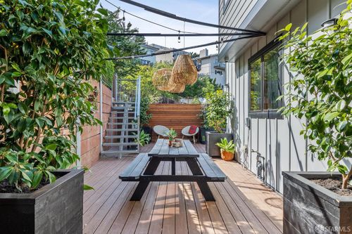 316 Humboldt Rd, Brisbane, CA, 94005-1628 | Card Image