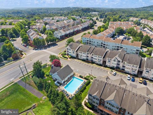 g-8301 Bluebird Way, LORTON, VA, 22079-2828 | Card Image