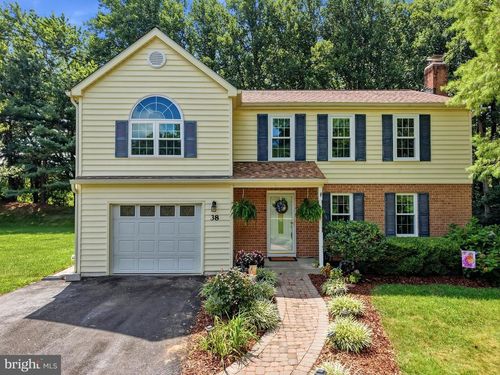 38 Blackburn Ct, BURTONSVILLE, MD, 20866-1650 | Card Image