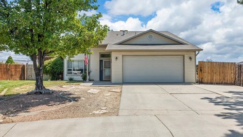496 Moonlight Ct, Grand Junction, CO, 81504-6151 | Card Image