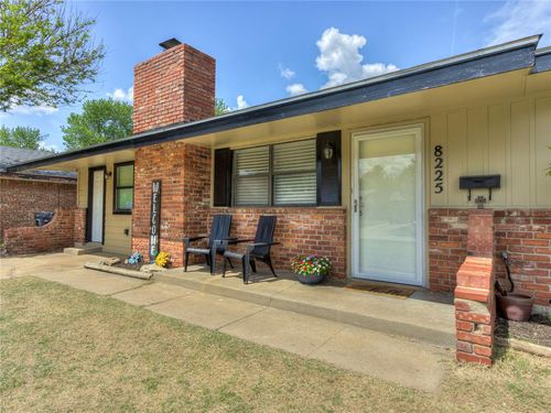 8225 Nw 38th Ter, Bethany, OK, 73008-3022 | Card Image