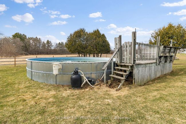 404 County Rd 29, House other with 3 bedrooms, 2 bathrooms and 10 parking in Toledo ON | Image 27