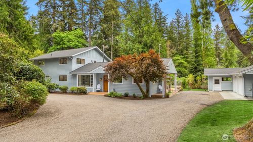 6729 Ne Ralston Rd, Bainbridge Island, WA, 98110-3046 | Card Image