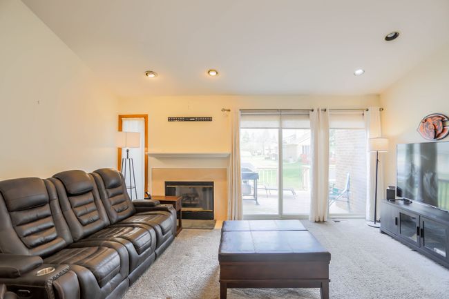 16539 Sarjay Dr, Condo with 2 bedrooms, 2 bathrooms and null parking in Clinton Twp MI | Image 27
