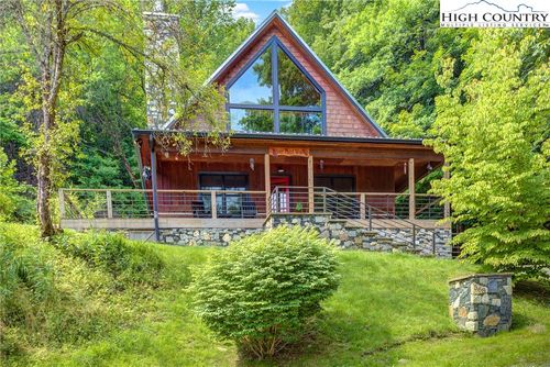 568 Auborn Trivette Rd, Sugar Grove, NC, 28679-9607 | Card Image