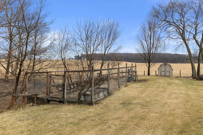 1646 N Friess Lake Dr, House other with 3 bedrooms, 2 bathrooms and null parking in Hubertus WI | Image 26