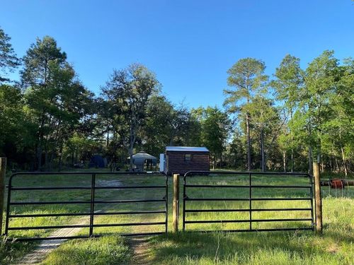 117 Doby Rd, FLORAHOME, FL, 32140-3203 | Card Image