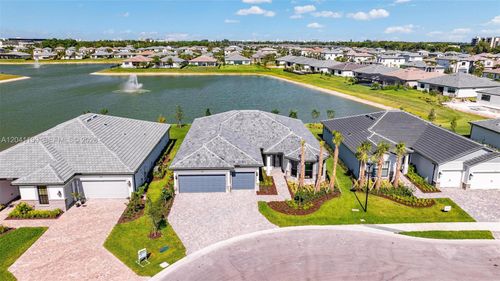 4546 Cumberland Ter, Oakland Park, FL, 33309-3612 | Card Image