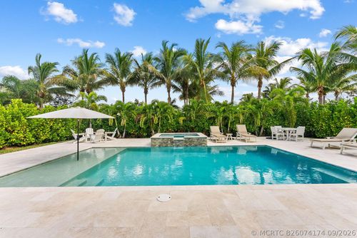 12705 Nevins Ln, Palm Beach Gardens, FL, 33412-2939 | Card Image