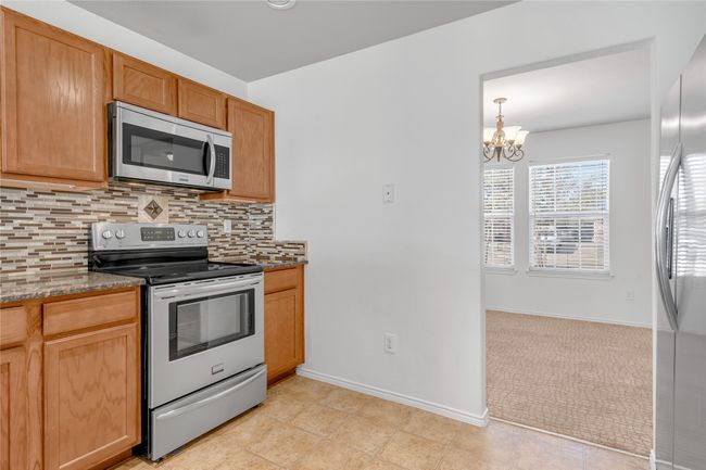 405 Emerald Creek Dr, House other with 3 bedrooms, 2 bathrooms and null parking in Fort Worth TX | Image 6