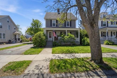 42 Lawler St, Holyoke, MA, 01040-2929 | Card Image