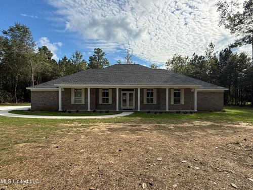 12067 School Rd, Saucier, MS, 39574-8762 | Card Image