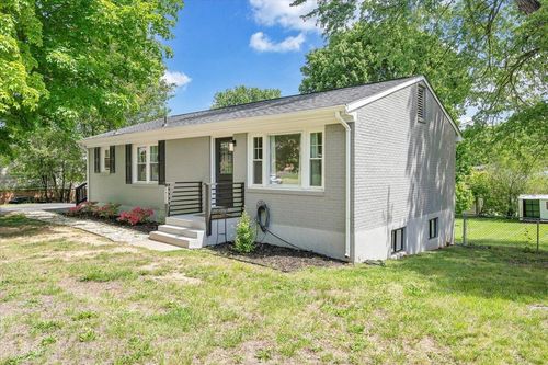5433 Eveningwood Ln, Roanoke, VA, 24019-2609 | Card Image