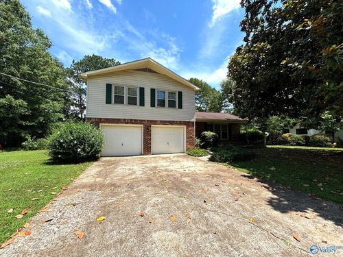 1925 Lynnbrook Dr Sw, Huntsville, AL, 35803-1413 | Card Image