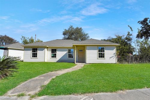 908 Palmetto Dr, Pasadena, TX, 77506-3242 | Card Image