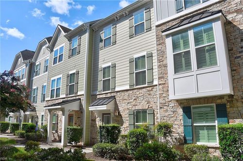 516 Elmo Trower Ln, Virginia Beach, VA, 23451-6480 | Card Image