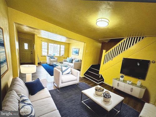 217 South St, MINERSVILLE, PA, 17954-1618 | Card Image