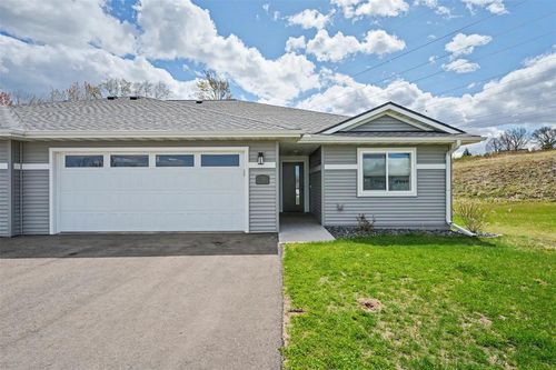 26-504 Hagman St, Eau Claire, WI, 54703-1512 | Card Image