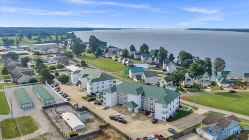101-5835 Bay Village Dr, Athens, AL, 35611-8790 | Card Image