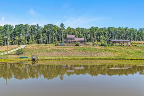 570 Mirey Branch Rd, Boones Mill, VA, 24065-3933 | Card Image