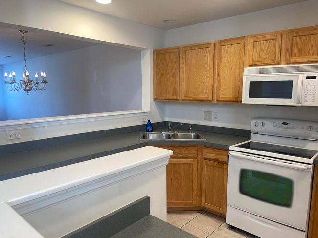 Kitchen | Image 7